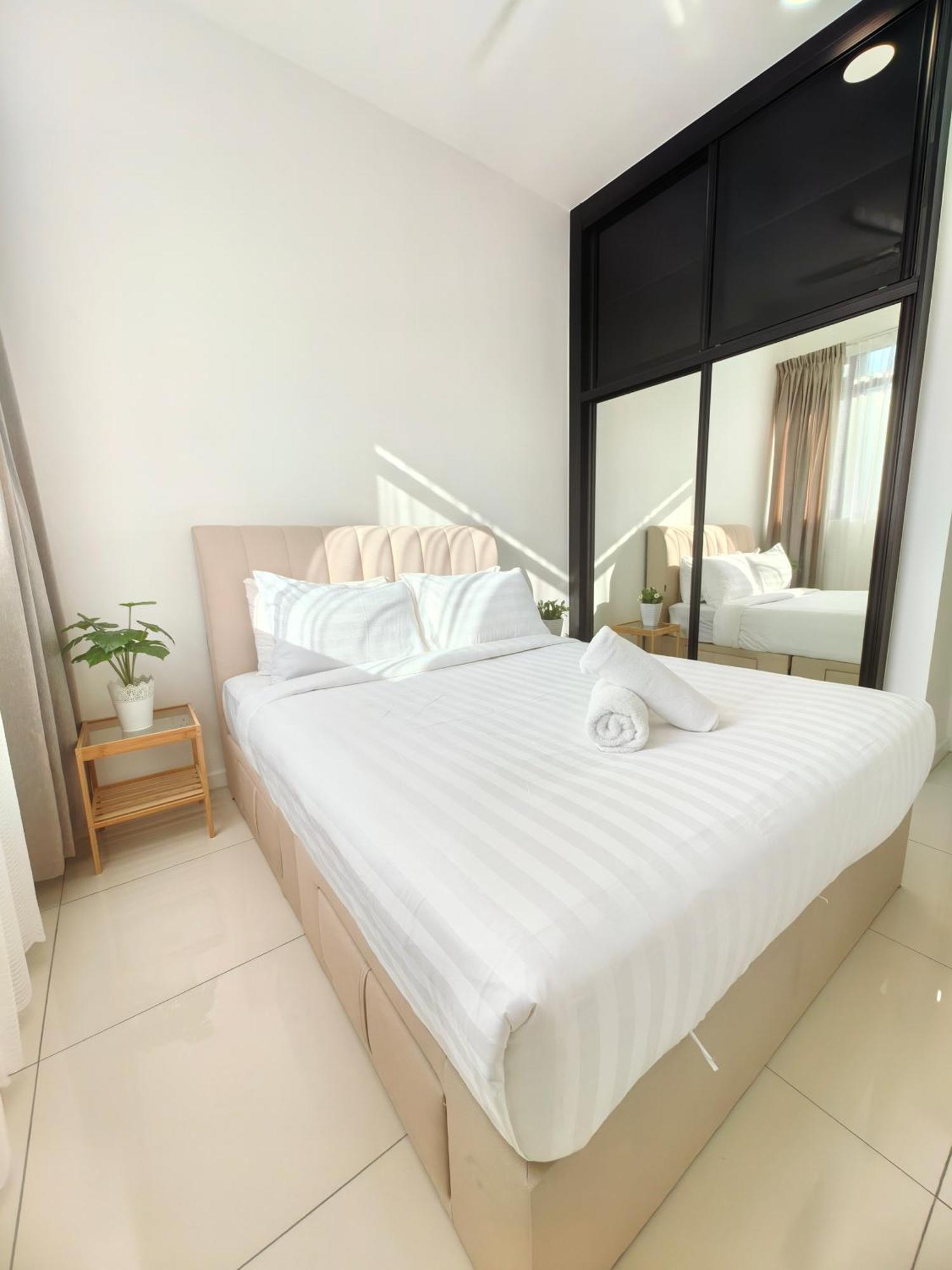 Chambers Residence Klcc By Purple Orchid 吉隆坡 外观 照片